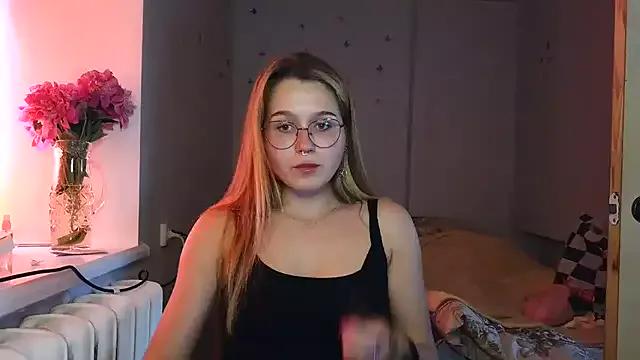 AnabelHolton from StripChat is Freechat