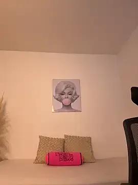 anailynn from StripChat is Freechat