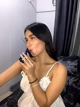 AngelHille from StripChat is Freechat