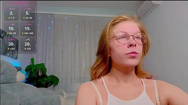 Angelie__Eyes from StripChat is Freechat
