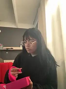 angie_rousse_ from StripChat is Freechat