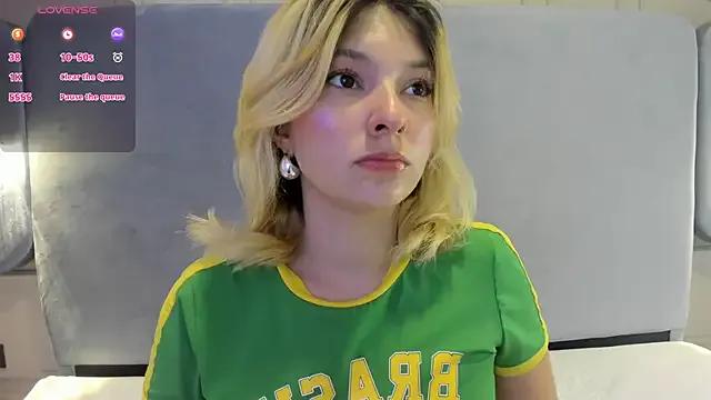Ania_jones from StripChat is Freechat