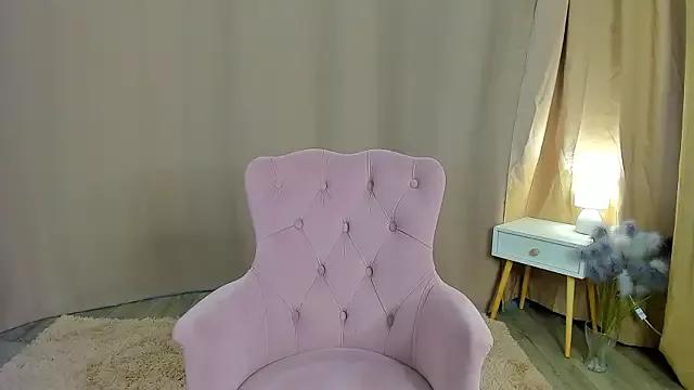 Anna_Mins from StripChat