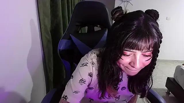 AnnaKaotic from StripChat is Freechat