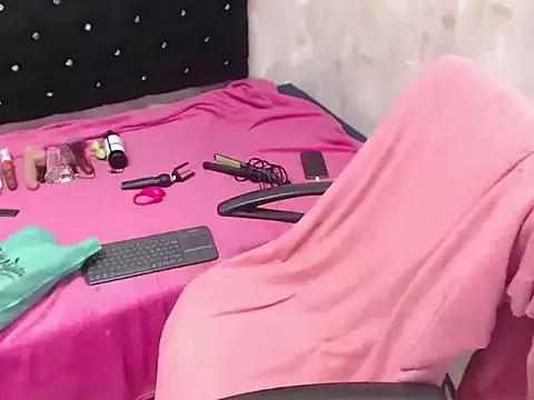AnnieSoul from StripChat