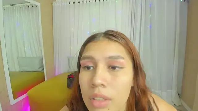 Annyeli from StripChat