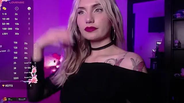 anya_starlight from StripChat is Freechat