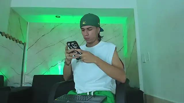 anyelo_waller from StripChat is Freechat