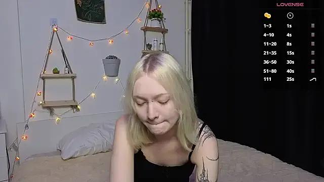 ArcticaRyder from StripChat is Freechat