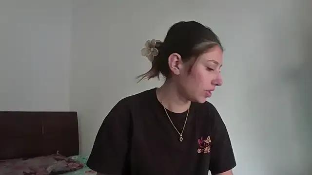 AriaBliss- from StripChat is Freechat
