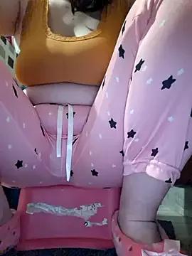 Ariana381 from StripChat is Freechat