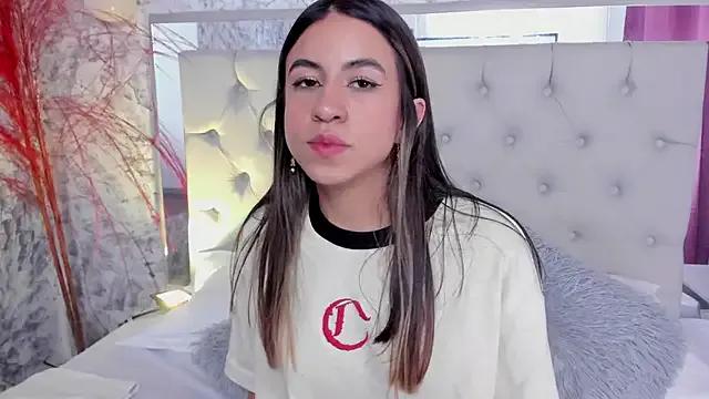 Ariana_greenblat from StripChat is Freechat