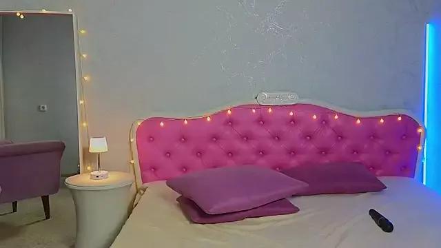 Ariana_Petite from StripChat