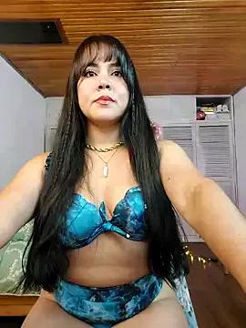 ArianeElise from StripChat is Freechat