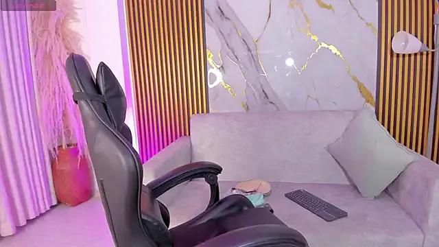 AriannaRouxx from StripChat