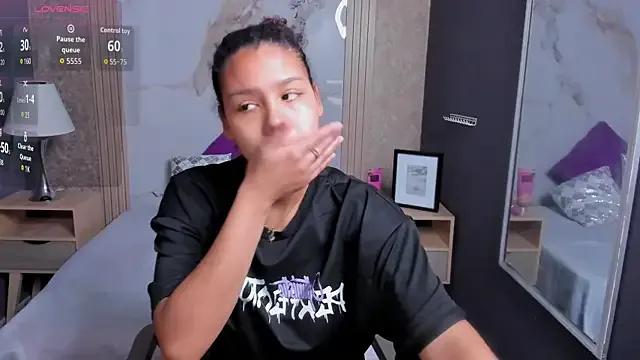 AriaVega from StripChat is Freechat