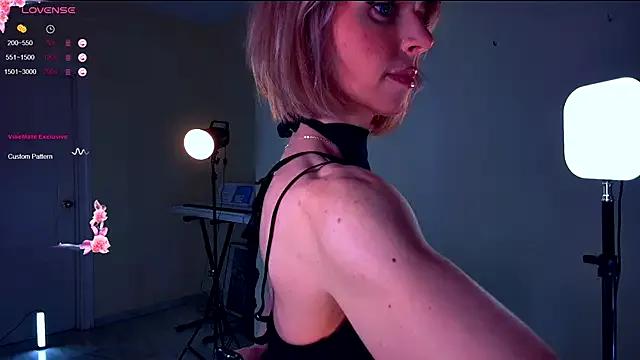 Arielle__03 from StripChat is Freechat