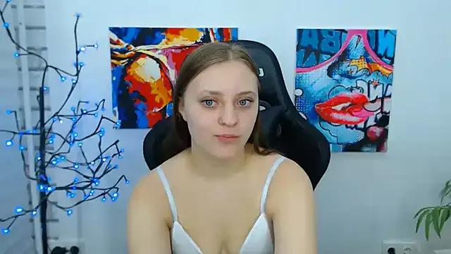 ArinaBelle from StripChat is Freechat