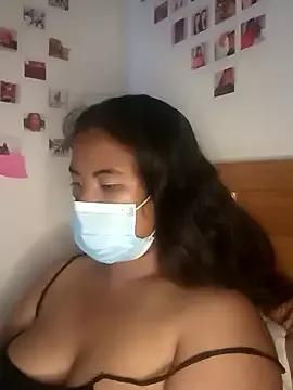 Artinah22 from StripChat is Freechat