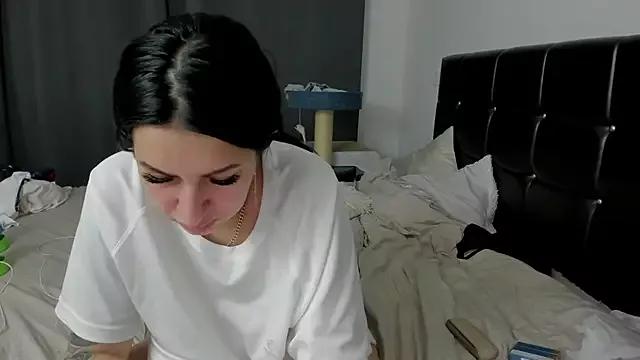 AryanaxXx from StripChat