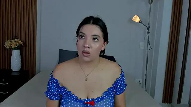 ashley_Olsen from StripChat is Freechat