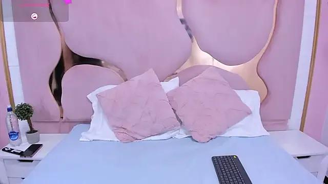 AshleyJoness_ from StripChat is Freechat