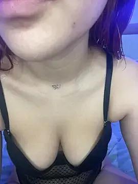 Ashly_cutee from StripChat is Freechat