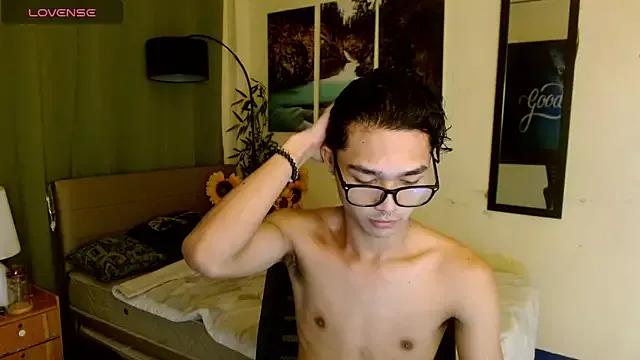AsianCarl from StripChat is Freechat