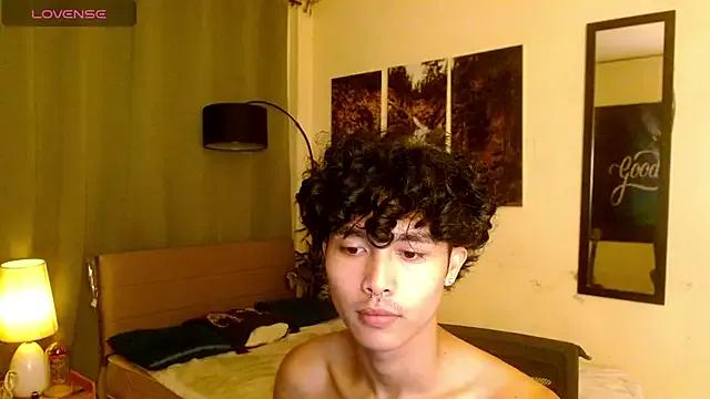 AsianCarl from StripChat