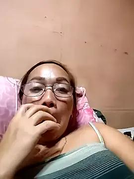 Asianwet4u from StripChat