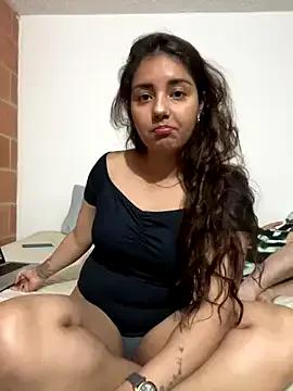 Au-rora from StripChat is Freechat