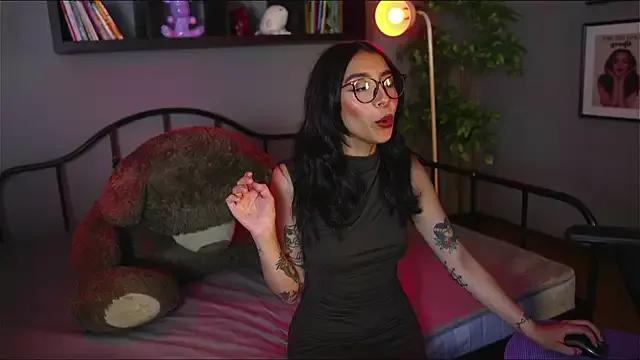 aura_Soul_ from StripChat is Freechat