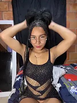 aurora_2007 from StripChat is Freechat