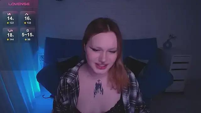 AuroraMour from StripChat is Freechat