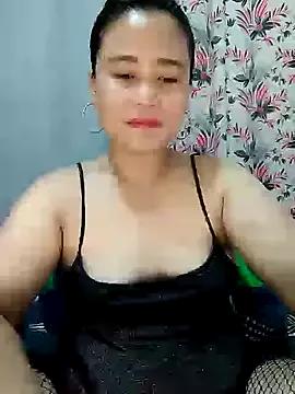 aya_01 from StripChat is Freechat