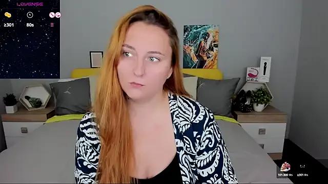 BabeLessi from StripChat