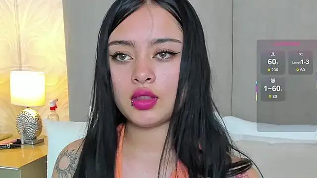 Baby_naomy from StripChat