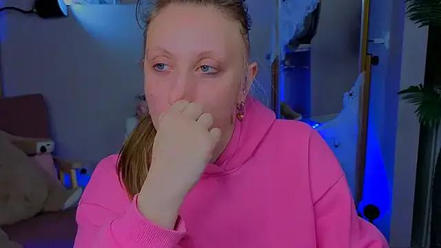 babydarkness from StripChat is Freechat