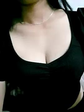 Babydone111 from StripChat