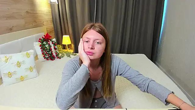 Babyy_Lynaa from StripChat is Freechat