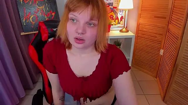 babyyullii from StripChat is Freechat