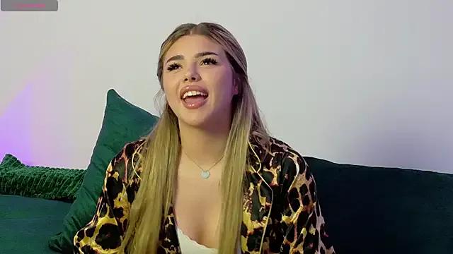 BabyZoey_ from StripChat is Freechat