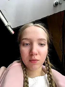 Bambi_lu from StripChat
