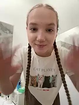Bambi_lu from StripChat