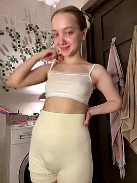 Bambi_lu from StripChat