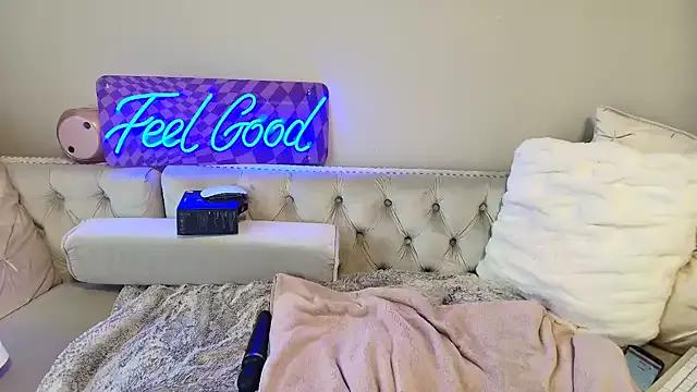 BarbieKarly from StripChat is Freechat