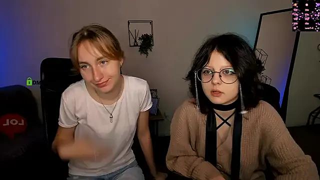 Checkout girls naked models with similar nickname. Cute sexy Free Models.