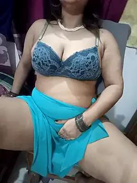 Beauty_Queen_Soniya from StripChat is Freechat