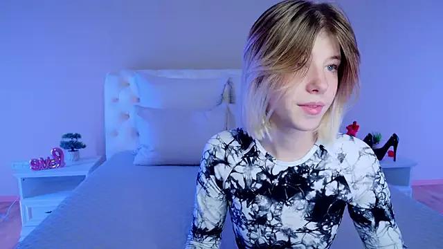 Checkout girls naked models with similar nickname. Cute sexy Free Models.