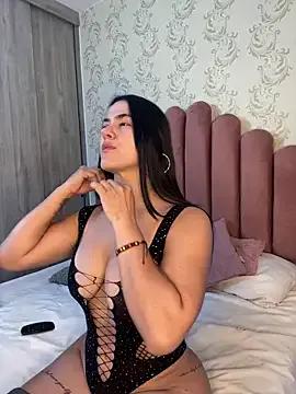Bella_Fior from StripChat is Freechat